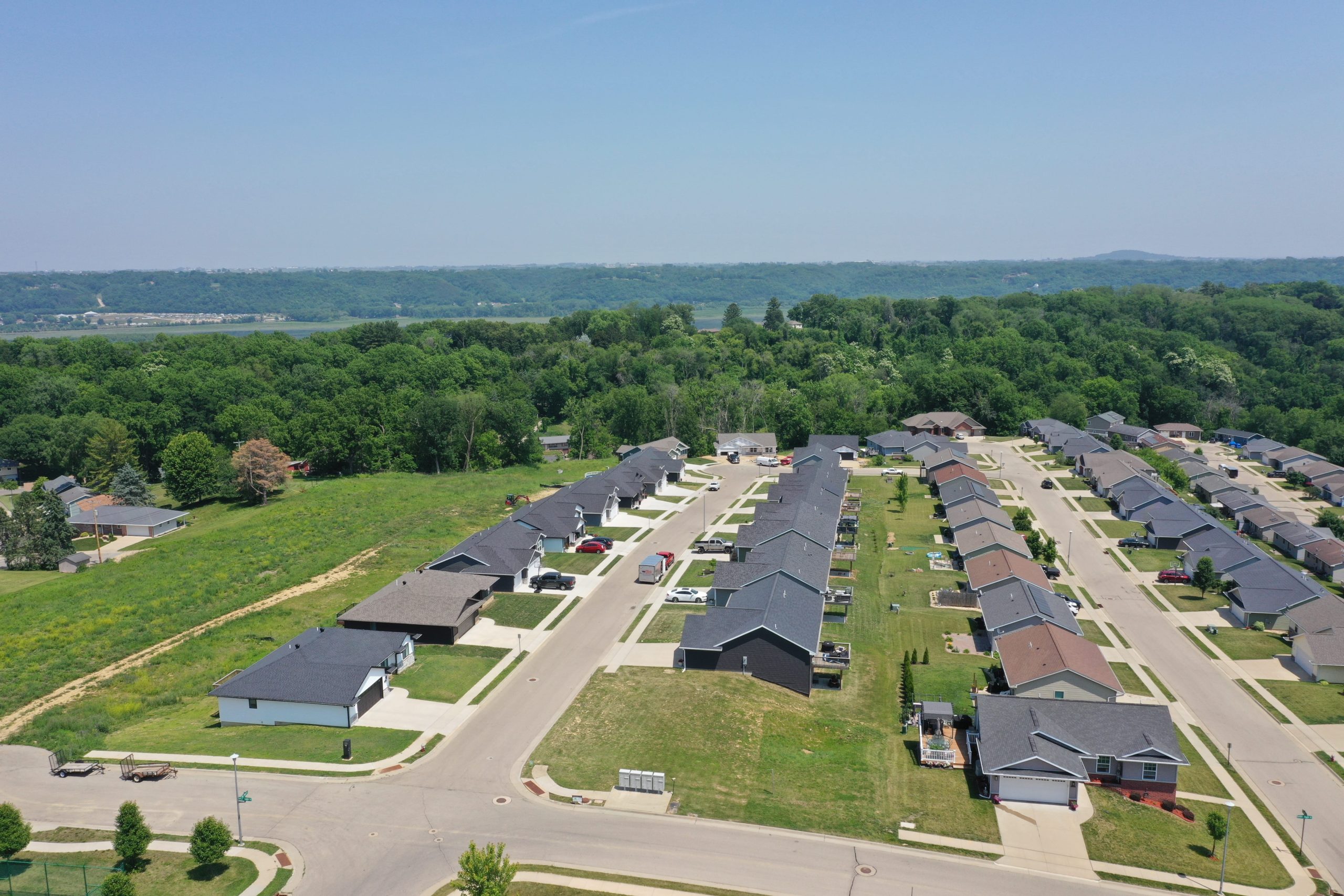 Sky_Blue_Estates_0222-min